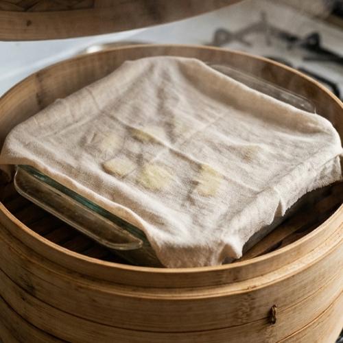 Step 6: Steam the Nian Gao Step 6: Steam the Nian Gao