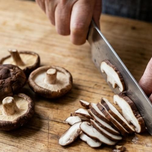 Step 2: Soak and Slice the Shiitake Mushrooms