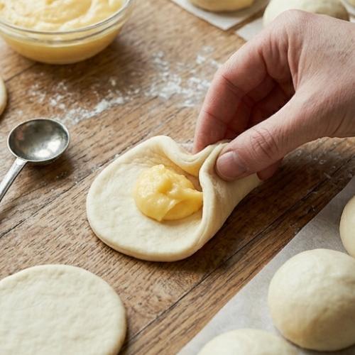 Step 4: Fill the Buns Step 4: Fill the Buns