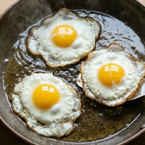 Step 9: Fry the Eggs Step 9: Fry the Eggs